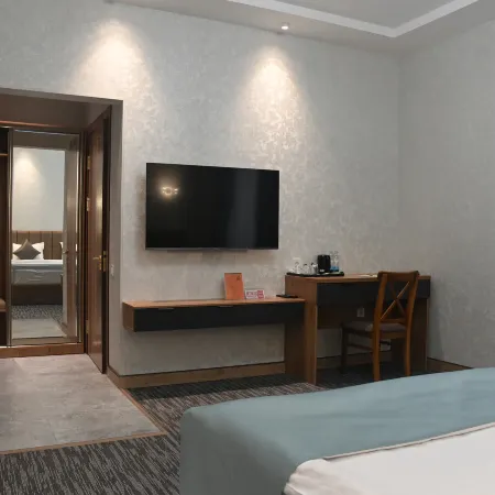 MY STATUS HOTEL