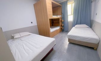 Ruoqiang Populus euphratica Homestay