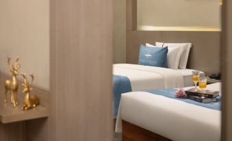 Grammy Ecological Hotel Xianning (Xianning Senior High School Wushang Busshang Retail Store)