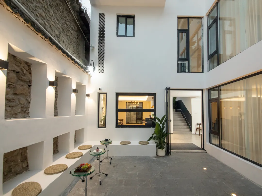 Yueqi Qingshan Designer Hotel - Dali