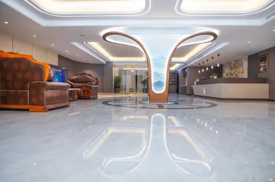 Hesheng Grand Hotel Hotel dekat Chahar Youyi Houqi Administration School