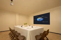 ShuHe Old Town LinQiGuYin Panoramic Snow View Hotel and Gallery