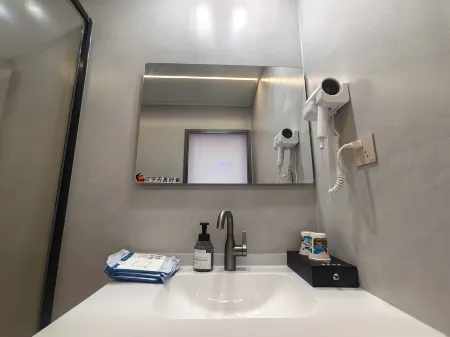 Tranquil Mountain Retreat Отели рядом с достопримечательностью «The Nanqingyuan Scenic Area»