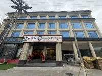 久治諾洋飯店 - 停車場