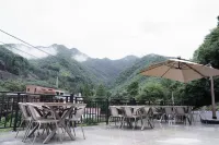 Shengyi Luxury Villas - 조식 운영