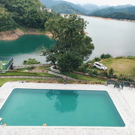 Chengdong Farm Homestay (Quzhou Xianxia Lake)