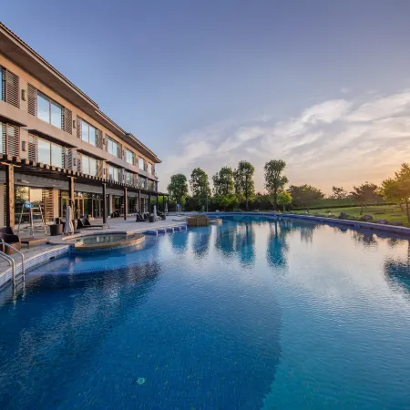 Fisher Island Senzeyuan Hotel