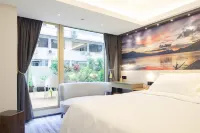 OASIS AVENUE – A GDH HOTEL Hotels near Kowloon Tong Station - Exit B
