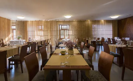 Hotel Meira Отели в г. Ден