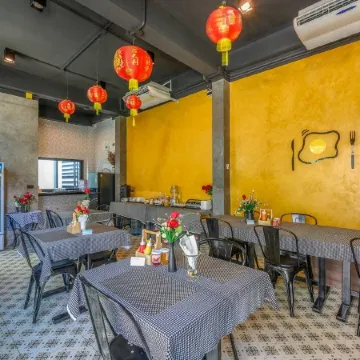 Phuket Airport Place