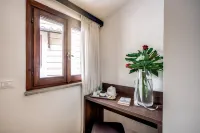 Rome Garden Hotel Отели в г. Пномпень