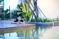 Brits Hotel Karawang - Romantic