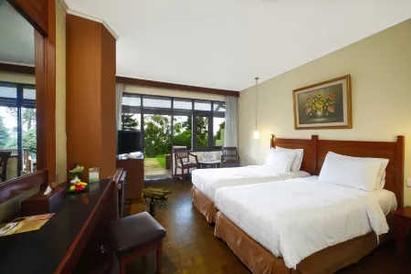 Puncak Pass Resort