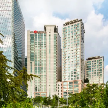 Ramada Hotel & Suites by Wyndham Seoul Namdaemun Отели рядом с достопримечательностью «Бизнес-центр AIA Tower»