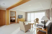 Oak Valley Resort Valley Village