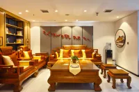 Aichenshi Hotel (Baoding Tianxia Baobai Shopping Plaza)