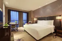 Wanda Realm Guangyuan - parking