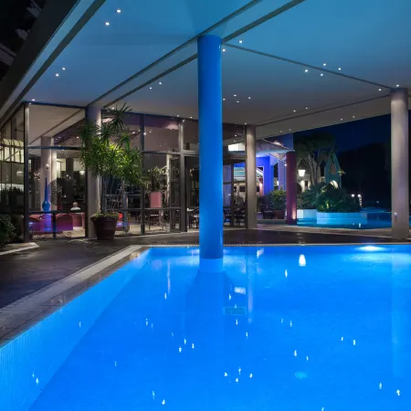 Dionysos Hotel