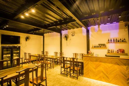 Weizhou Island Coral Residence Homestay (Catholic Church Beike Beach) Отели рядом с достопримечательностью «Wucai Beach»