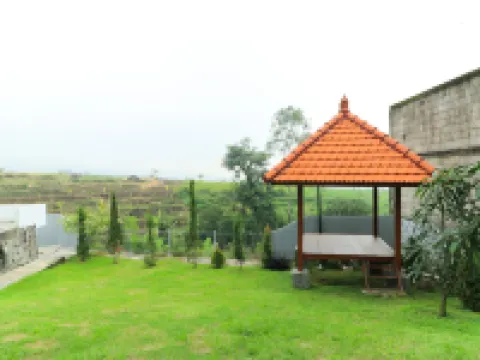 Villa Kangen Omah Hotels in Pacet