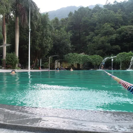 Qingquangu Homestay