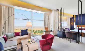 AlRayyan Hotel Doha, Curio Collection by Hilton