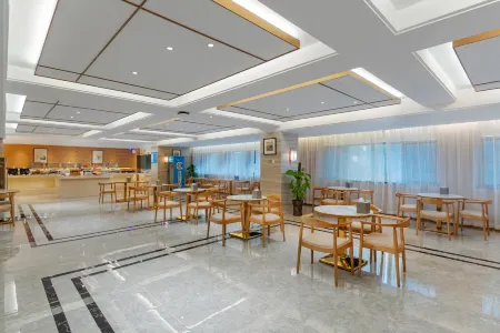 Huangguan Hotel Отели рядом с достопримечательностью «Port of Fangcheng (Gangqu 16th Road)»