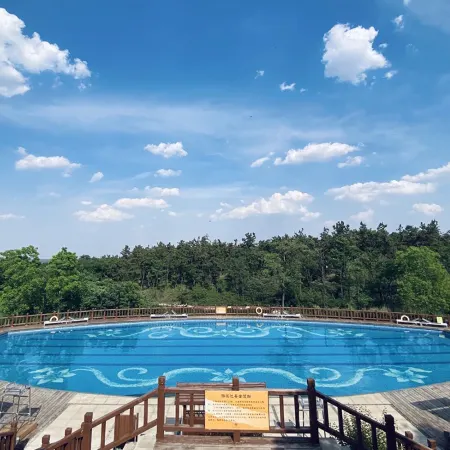 Donghai Forest Hot Spring Resort