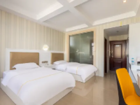 Ledong Baolong Hotel Hotel a Ledong