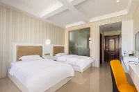 Ledong Baolong Hotel Отели рядом со станцией Станция Лэдун