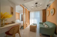 Floral Hotel·Nanao Green Water Blue Bay light luxury Hotel - balcón
