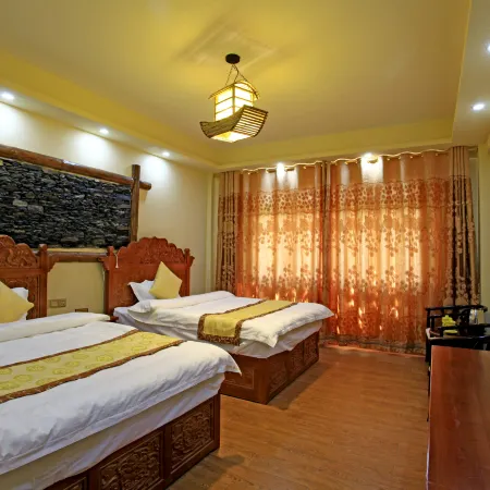 Danba Arong Folk Custom House
