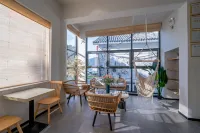 Dongjiang Lake Left Bank Homestay