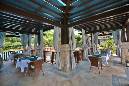 Shangcheng Resort Zhongshan（in the ChangJiang Golf Course） Отели рядом с достопримечательностью «Zhongshan Polytechnic»