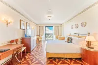Imperial Hotel Gold Coast - Parking