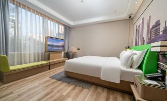 Parkgeun Hotel (Shenzhen Luohu Port Xiangxi Metro Station)