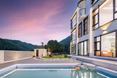 Changxing Nuanzhu·180° Lake View Resort Villa Design Beautiful