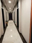 Yangcheng Rain House Hotel