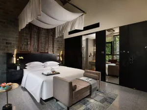 in N&S MEN DONG Hotel