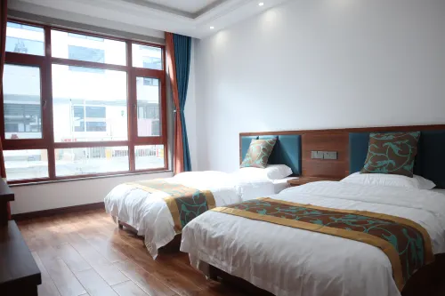 Yexiang Hotel - parking