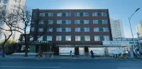 Qingyue Hotel Hotels near Colleges and Universities Memorial Forest