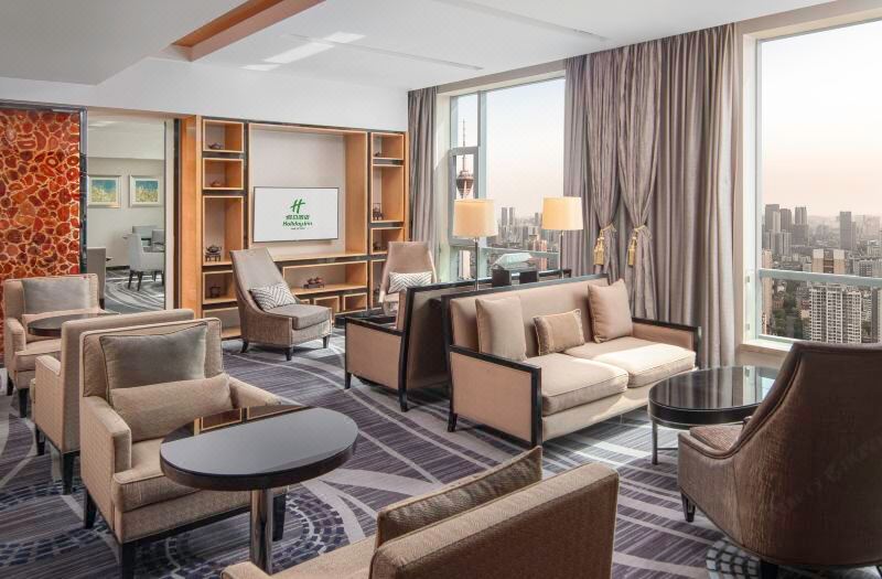 Holiday Inn Chengdu Oriental Plaza by IHG photo 3