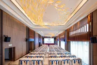 Qunhao Hotel (Guigang Sports Center Store) Hotels in Guigang