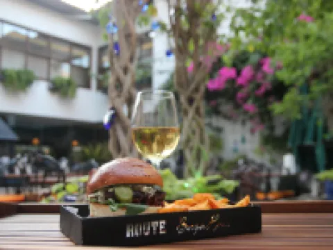 ルート ホテル カレイチ アンタルヤのホテル