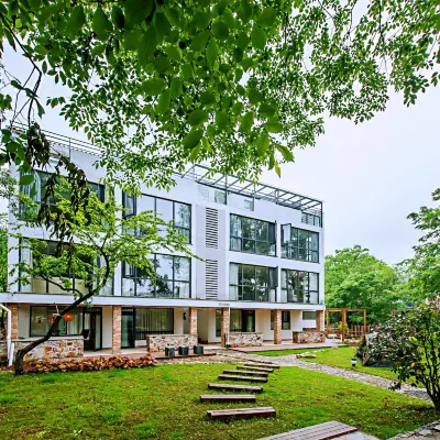 Floral Hotel·YixingShangyuan Boutique Hotel Hotels near Linggu Cave