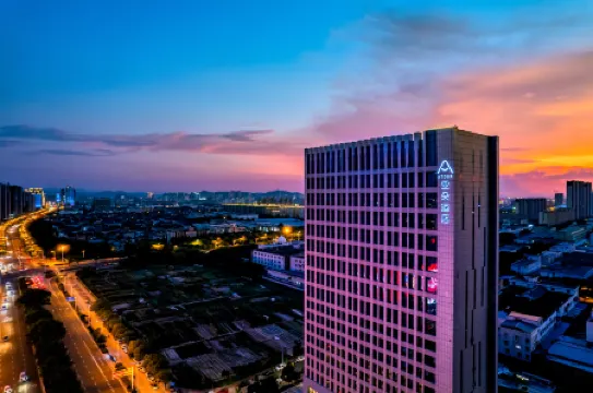 Atour Hotel Aegean in the center of Cixi City