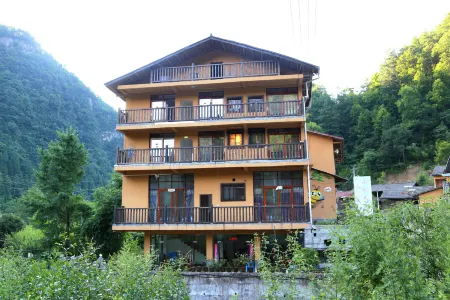 Xiaoqiao Homestay Отели рядом с достопримечательностью «Huangshui National Forest Park»