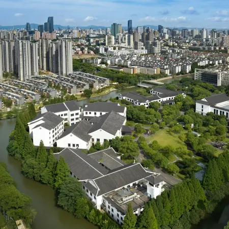 Xinzhi Hotel
