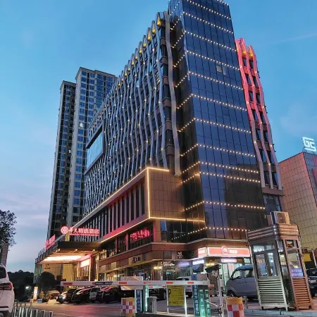 Huatian Selected Hotel