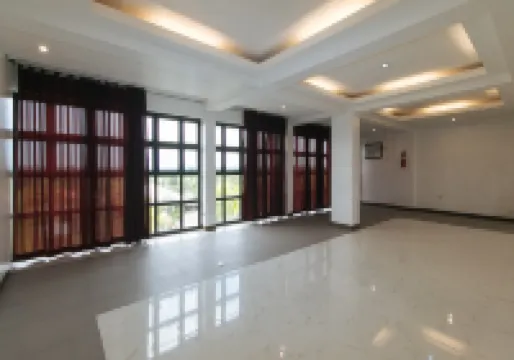 紅多茲酒店 - 近伊洛伊洛國際機場 伊洛伊洛酒店